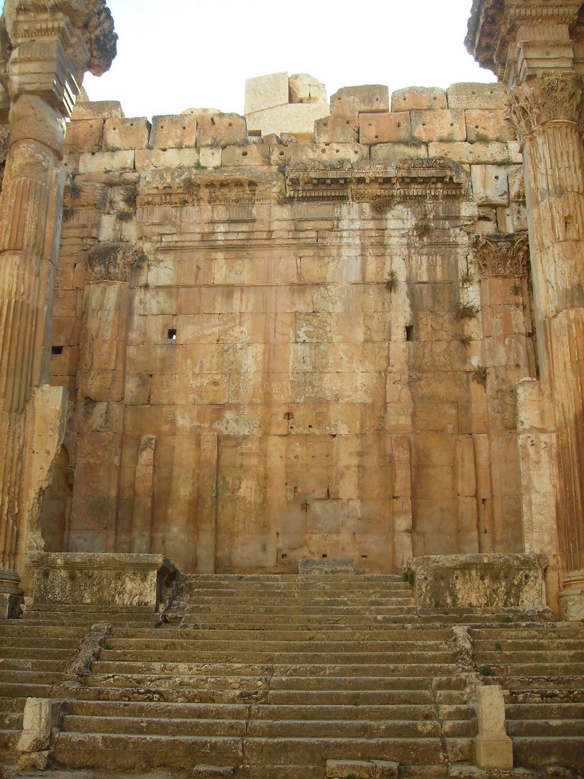 храм юпитера в баальбеке трилитон